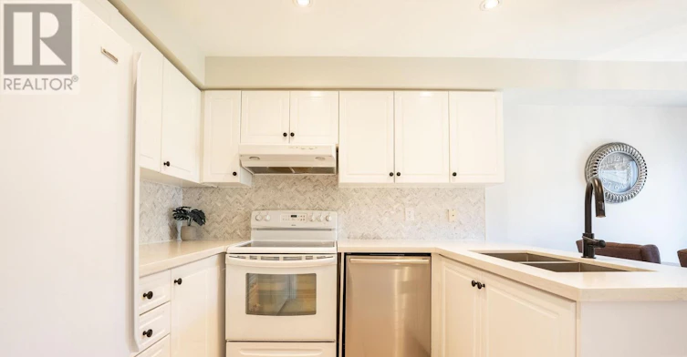 22 Laura Sabrina Drive, Vaughan, ON, L4H 1M6 - 14