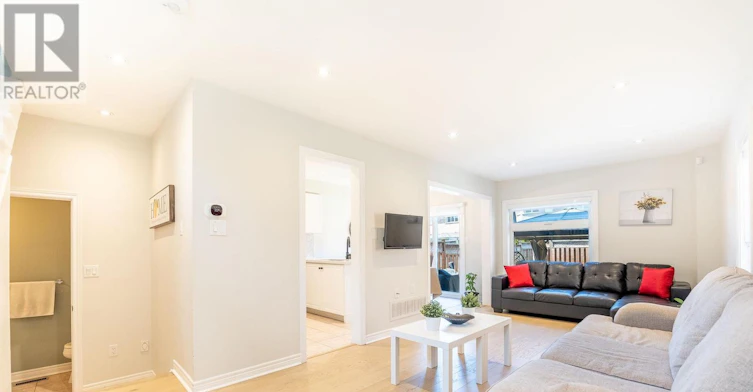 22 Laura Sabrina Drive, Vaughan, ON, L4H 1M6 - 5