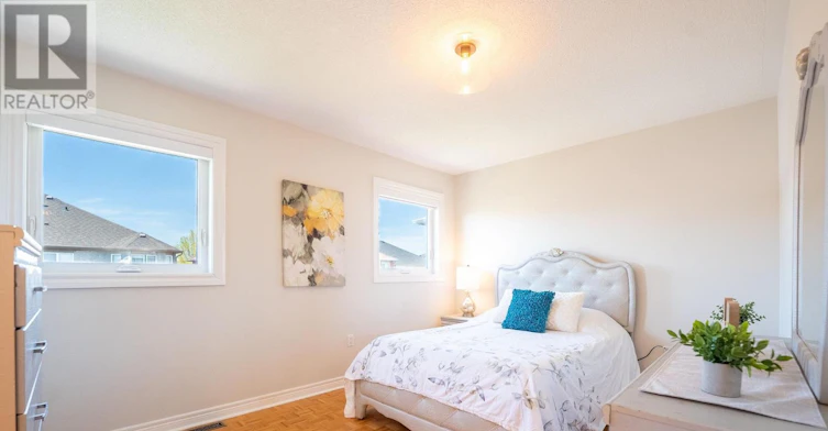 22 Laura Sabrina Drive, Vaughan, ON, L4H 1M6 - 16