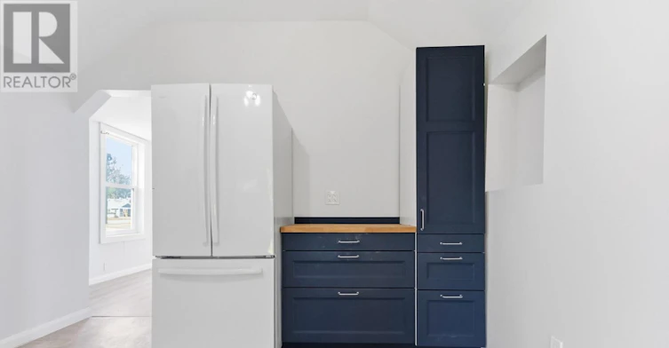 34 Broadway Street, Newbury, ON, N0L 1Z0 - 18