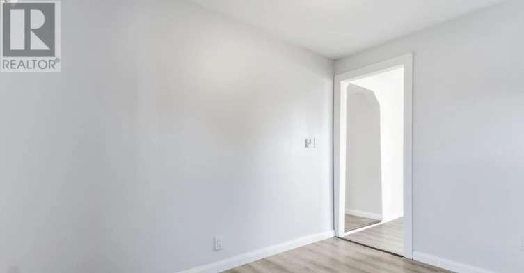 34 Broadway Street, Newbury, ON, N0L 1Z0 - 22
