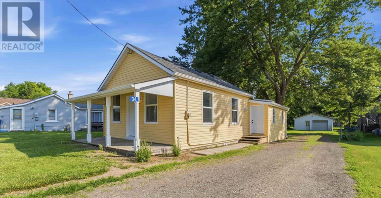 34 Broadway Street, Newbury, ON, N0L 1Z0 - 5