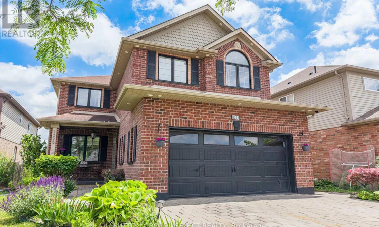 2229 Cardinal Court