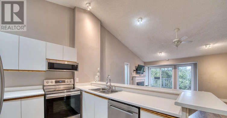 1-5 Harbour Street, Collingwood, ON, L9Y 0Y6 - 26