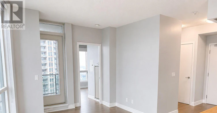 2411-215 Fort York Boulevard, Toronto, ON, M5V 4A2 - 6