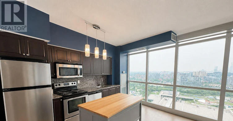 2411-215 Fort York Boulevard, Toronto, ON, M5V 4A2 - 5