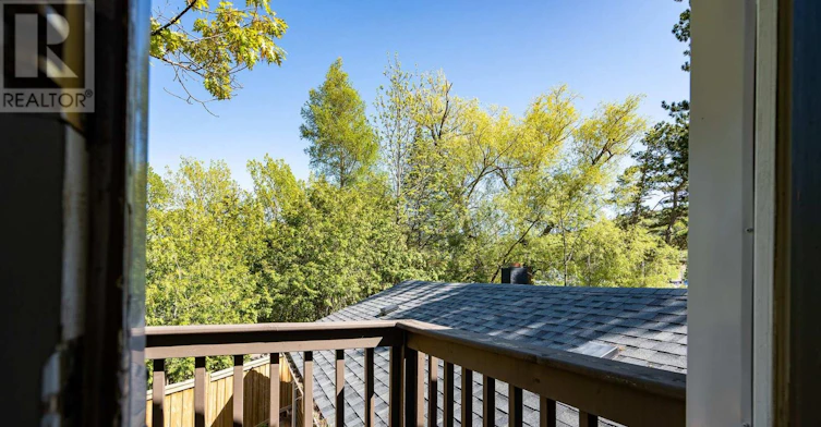 102 Helen Street, Blue Mountains, ON, L9Y 3Z2 - 28