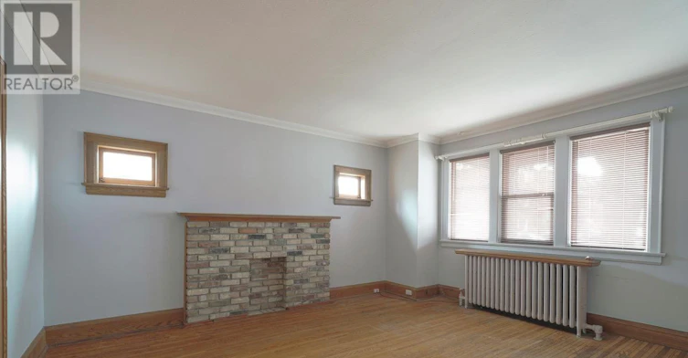 MAIN-1 Bonfield Avenue, Toronto, ON, M4E 1B9 - 3