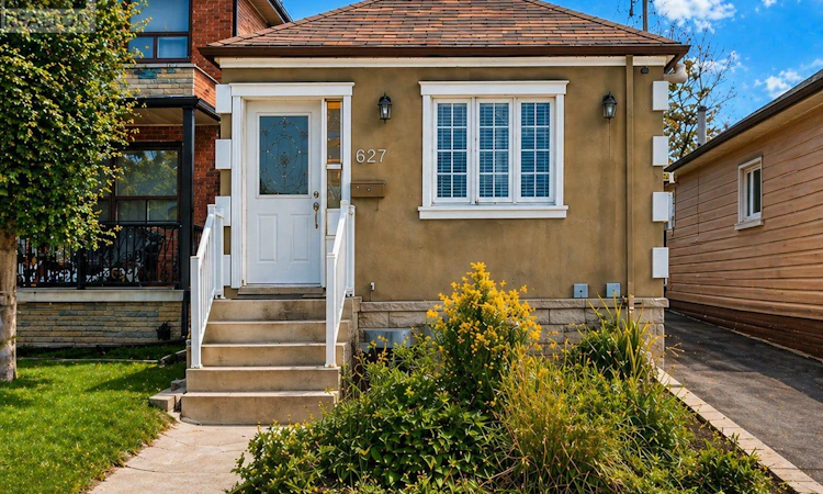627 Caledonia Road