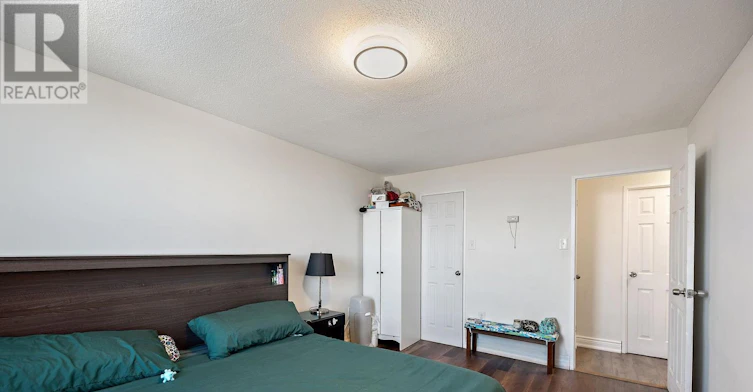 1510-15 La Rose Avenue, Toronto, ON, M9P 1A7 - 4