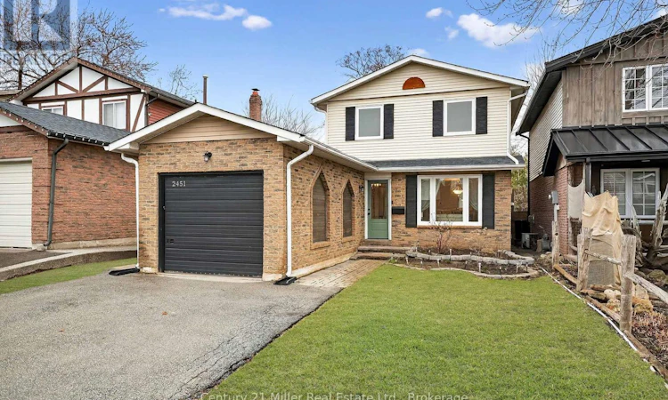 2451 Malcolm Crescent