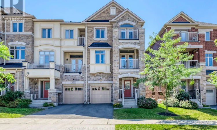 486 Silver Maple Road
