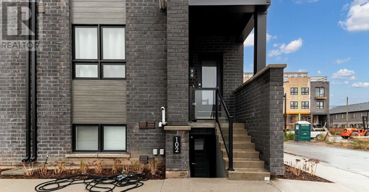 102-6705 Cropp Street E, Niagara Falls, ON, L2E 5J8 - 6
