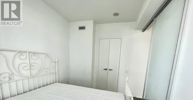 3905-45 Charles Street E, Toronto, ON, M4Y 0B8 - 8
