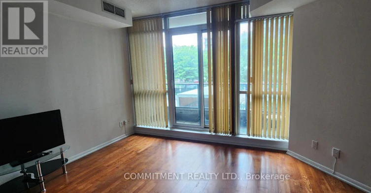 215-215 Fort York Blvd Boulevard, Toronto, ON, M5V 4A2 - 4