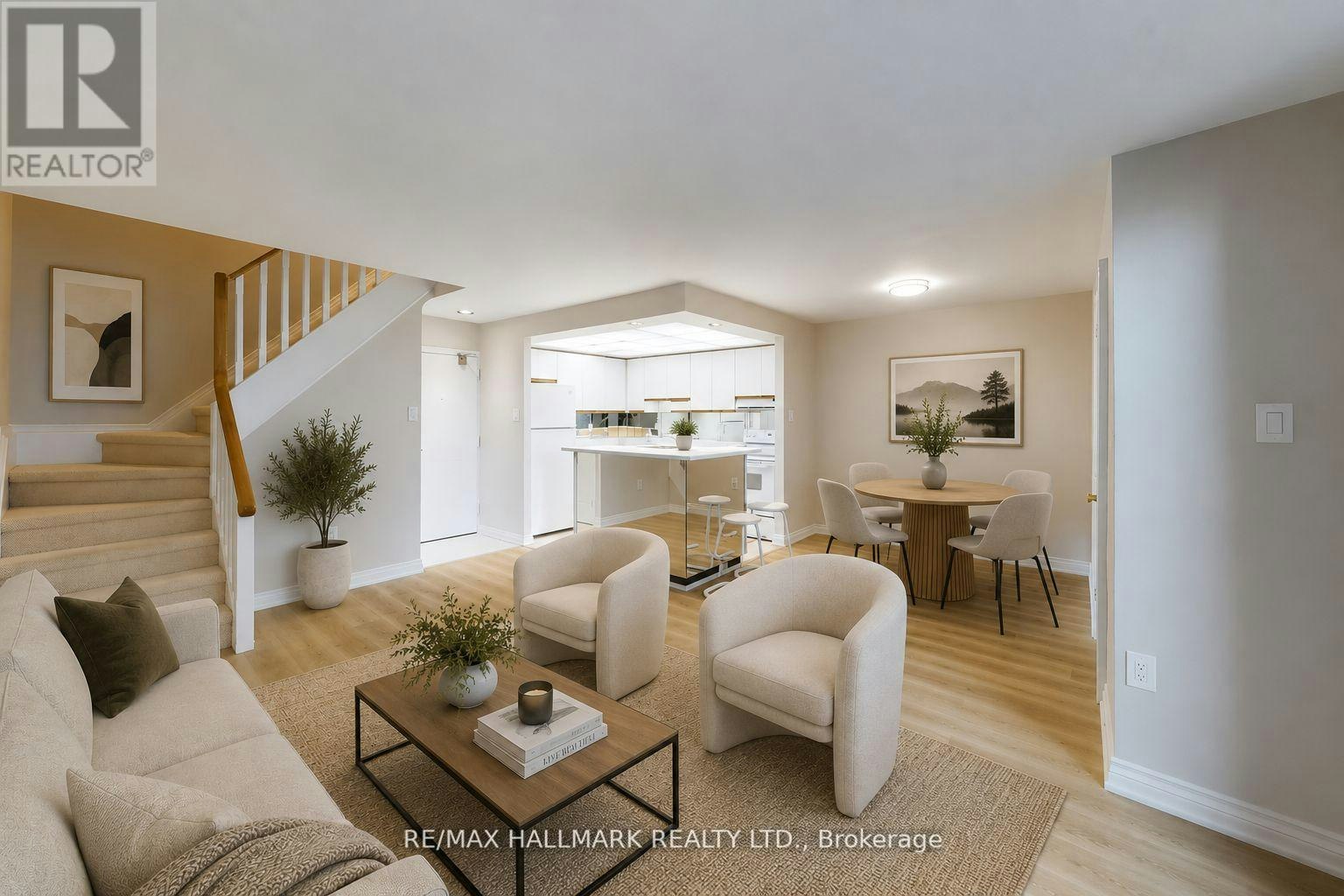316-16 Elgin Street, Markham, ON, L3T 4T4