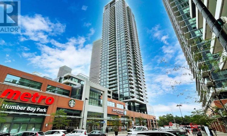3310-2200 Lakeshore Boulevard W