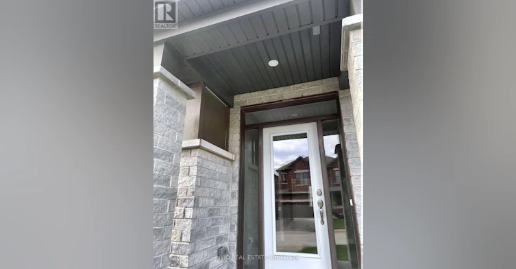 1007 Showman Street, Ottawa, ON, K0A 2Z0 - 3