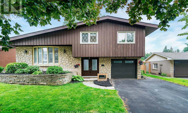 9 Hilts Drive