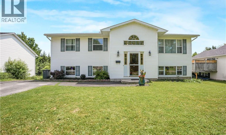 30 Leisure Avenue
