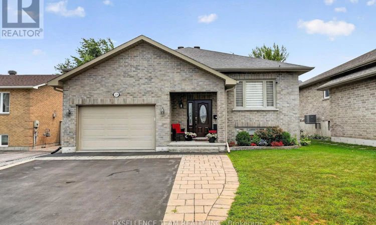 1159 Montreal Road