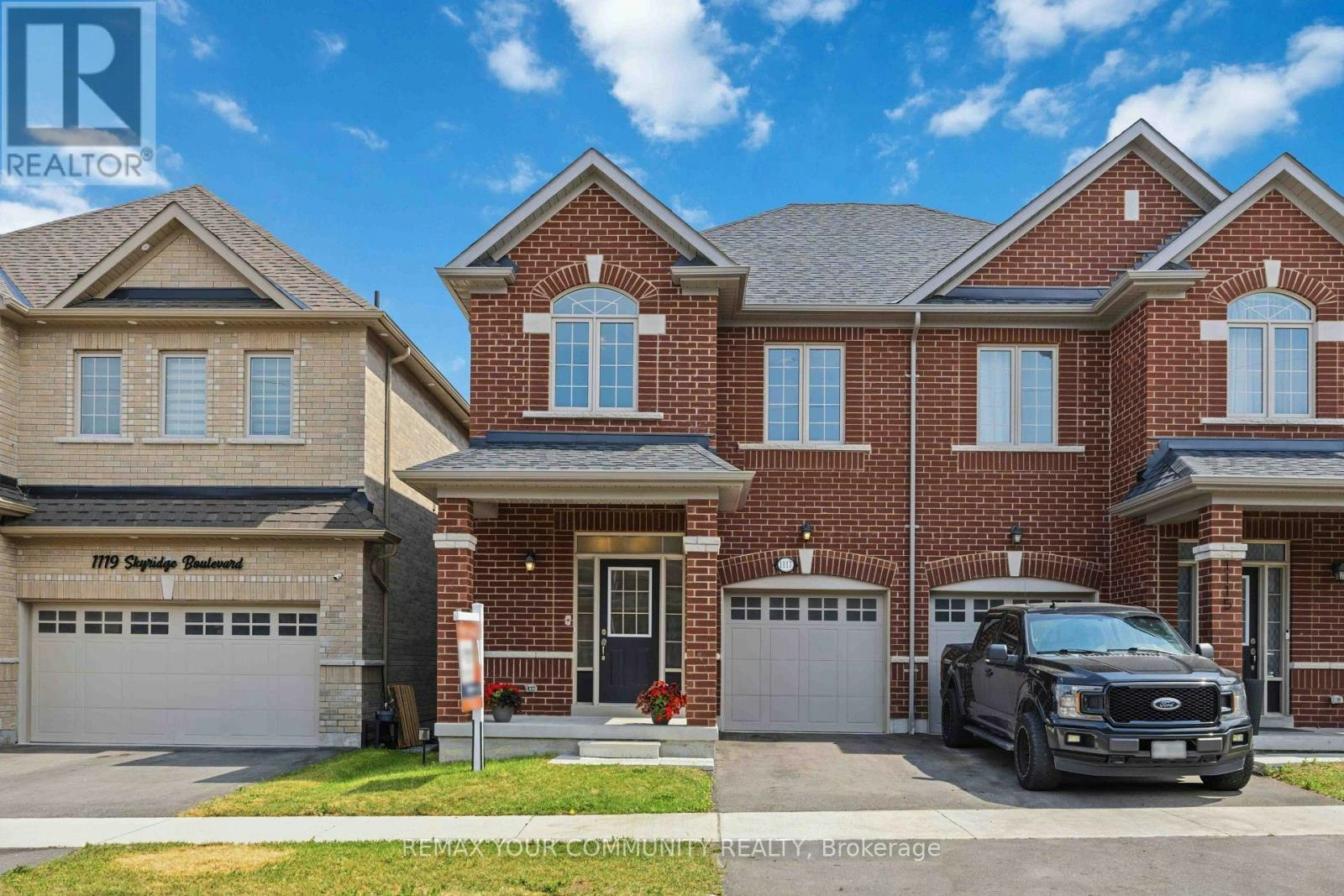 1117 Skyridge Boulevard, Pickering, ON, L1X 0M8