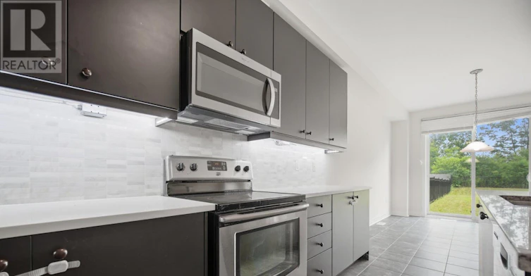 2455 Village Common, Oakville, ON, L6M 0S2 - 11