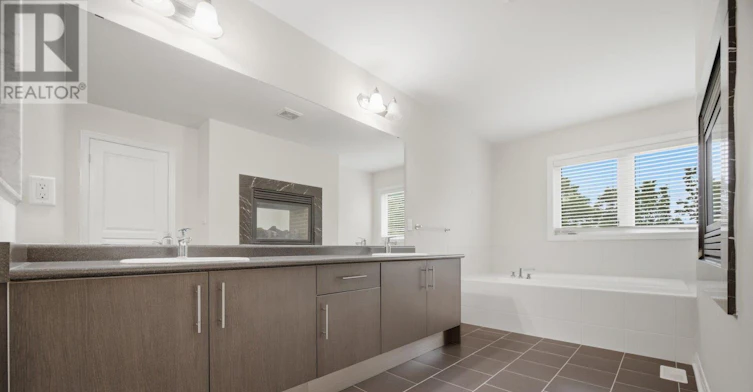 2455 Village Common, Oakville, ON, L6M 0S2 - 28