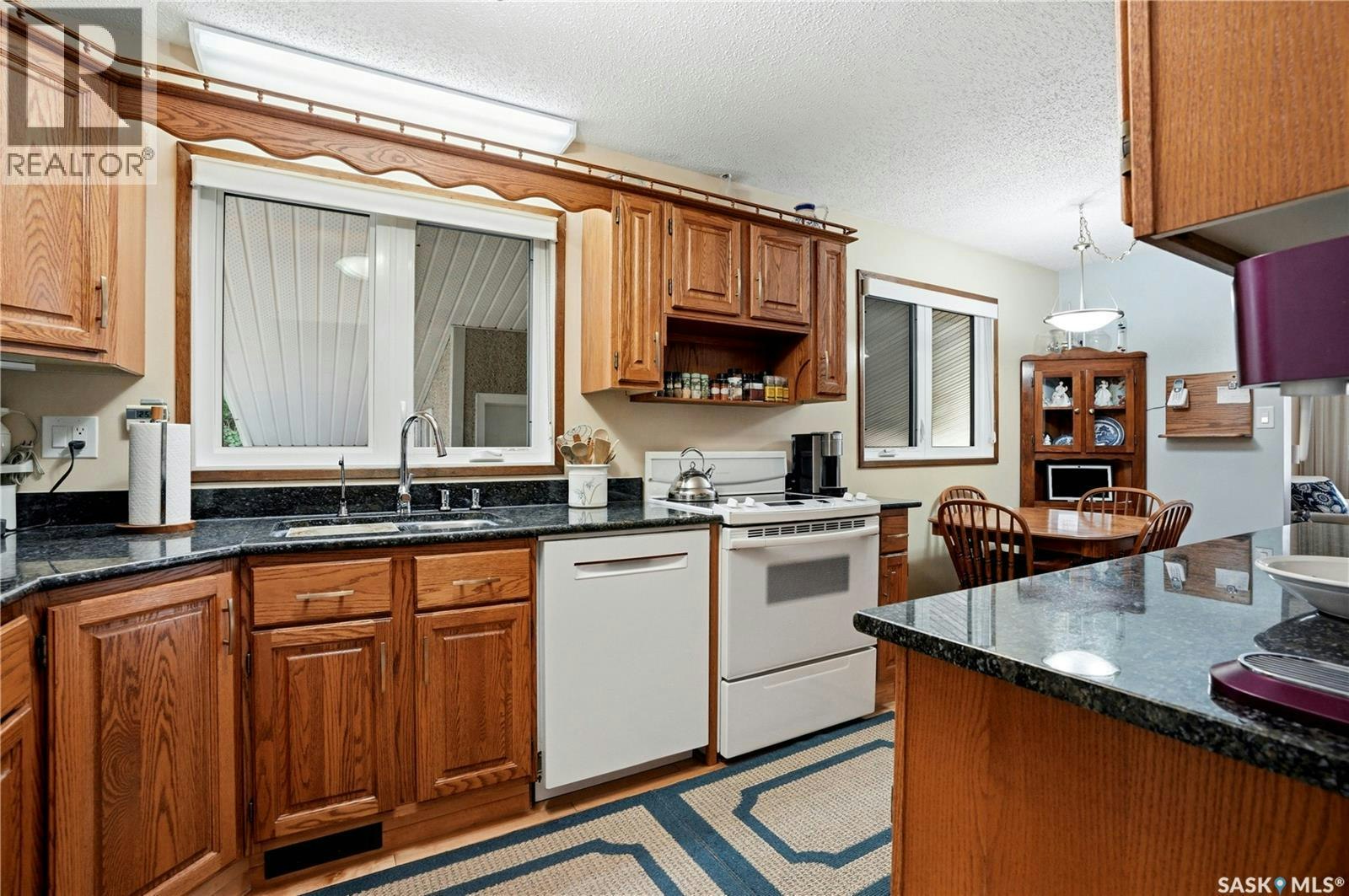 3801 Diefenbaker Drive, Saskatoon, SK, S7L 5C6