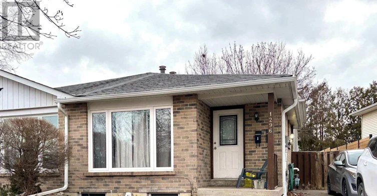 MAIN-1296 Cherrydown Drive, Oshawa, ON, L1H 8C9