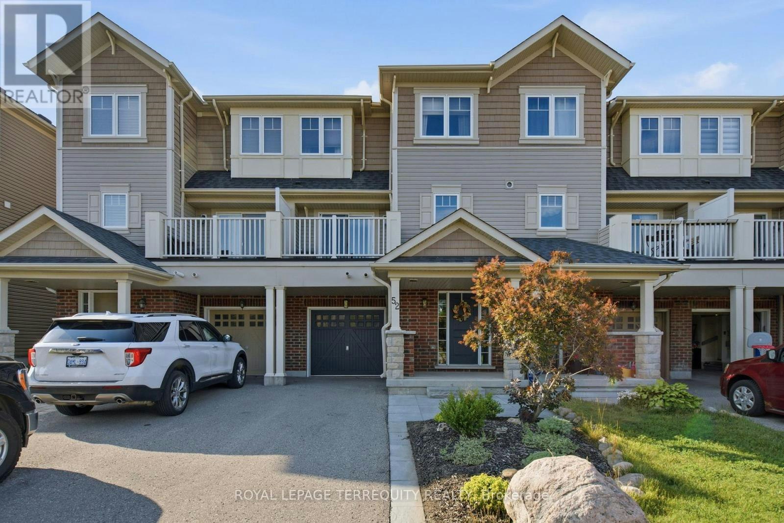 52 Artania Street, Oshawa, ON, L1L 0E6
