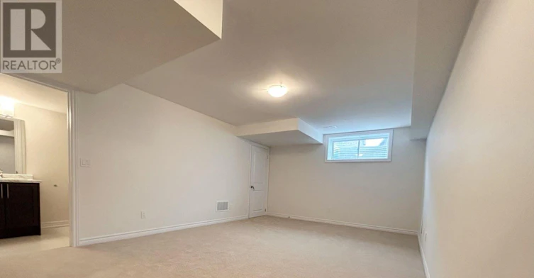 1130 Thompson Drive S, Oshawa, ON, L1L 0V4 - 6