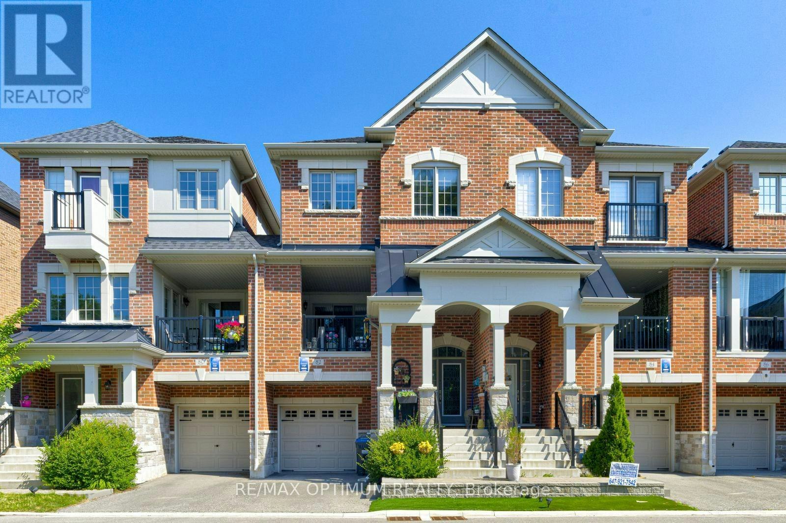 82 Oakmore Lane, Brampton, ON, L6Y 6H5