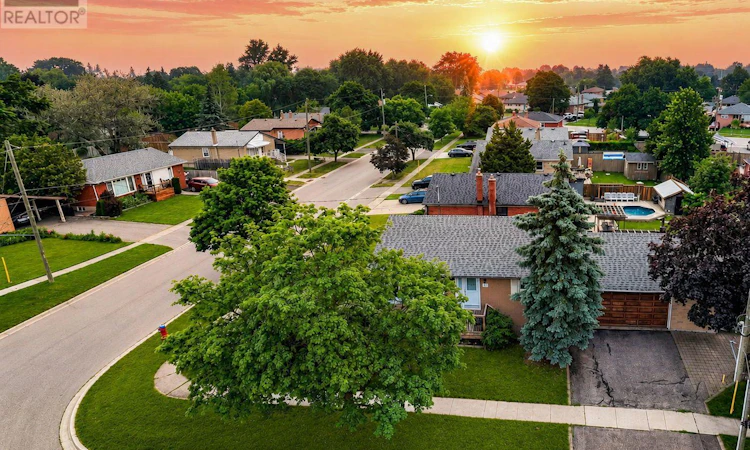 22 Norton Crescent