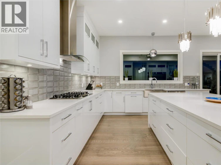 761 Highpointe Lane, Kelowna, BC, V1V 2Y1 - 8