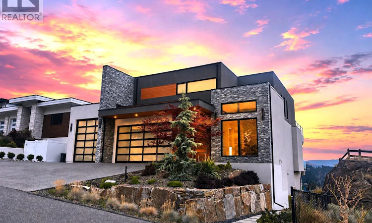 761 Highpointe Lane