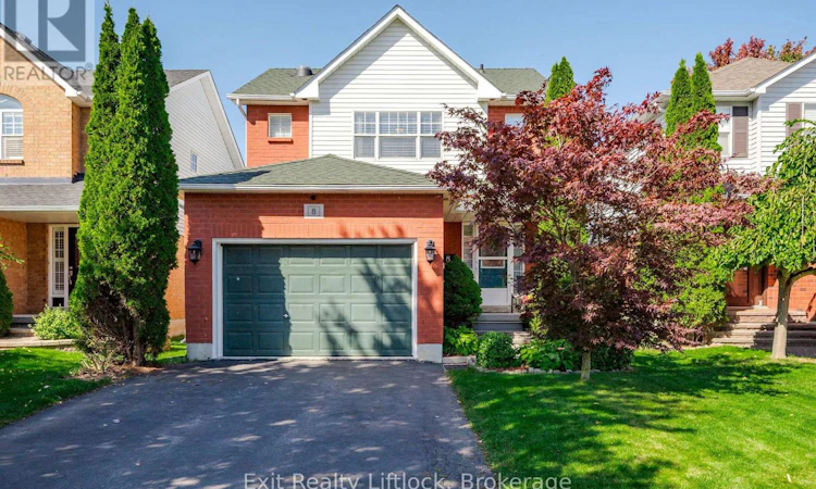 8 Wilkins Crescent