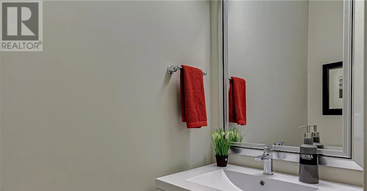88-177 Edgevalley Road, London, ON, N5V 0C5 - 3