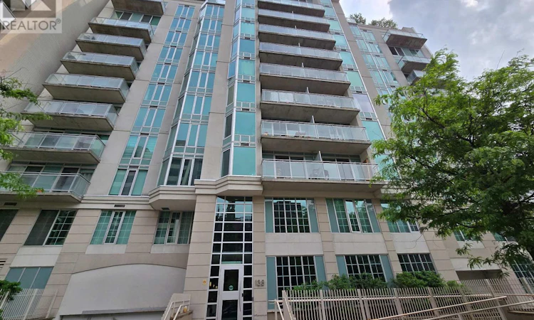 502-138 Somerset Street W