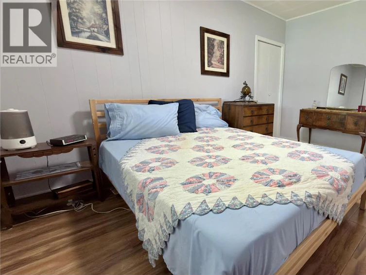 656 Strathmore Avenue, Greenwood, BC, V0H 1J0 - 14