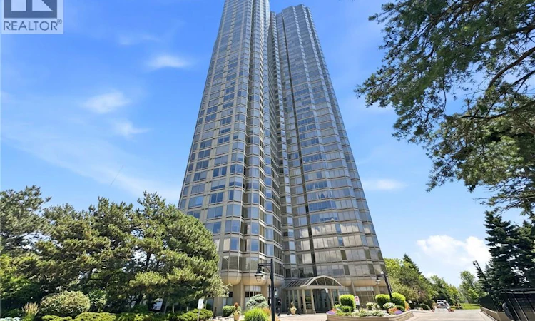 2210-1 Palace Pier Court