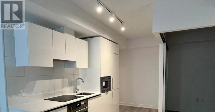 B410-121 St Patrick Street, Toronto, ON, M5T 3C1 - 6