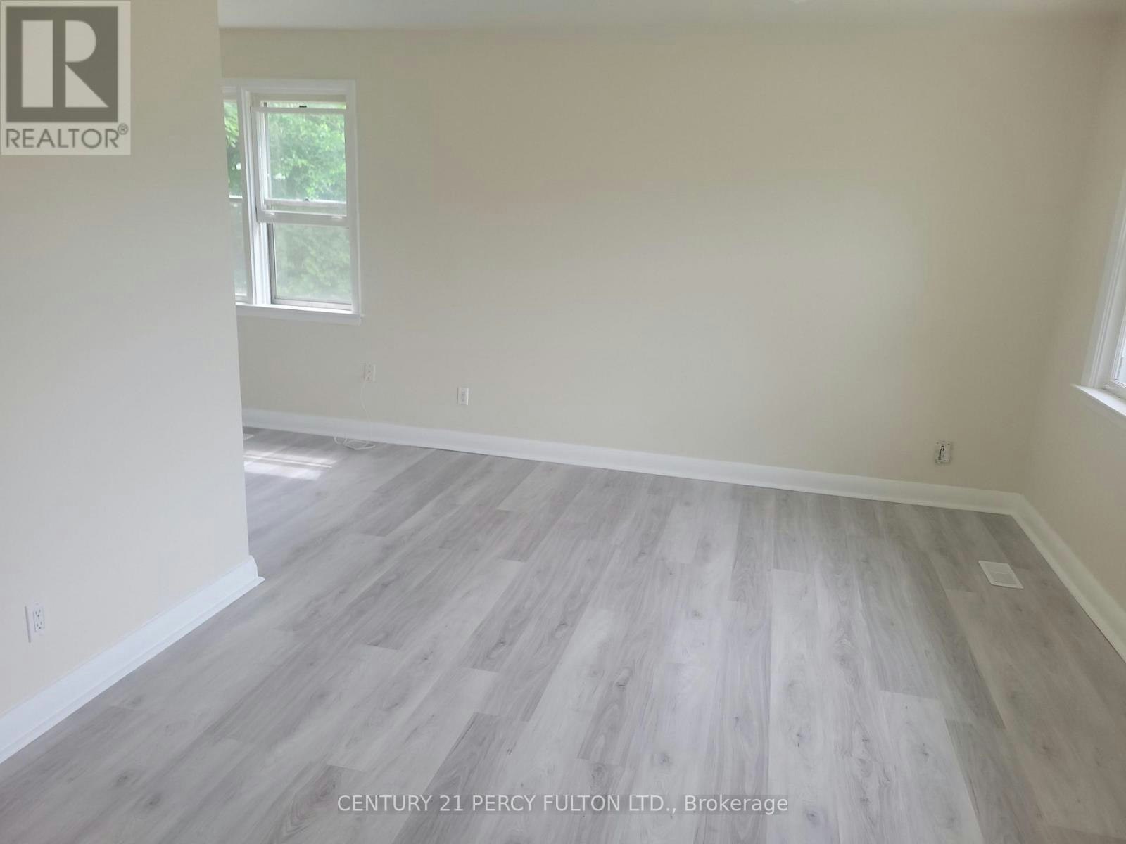 71 Grace Street, Toronto, ON, M1J 2M6 - 7