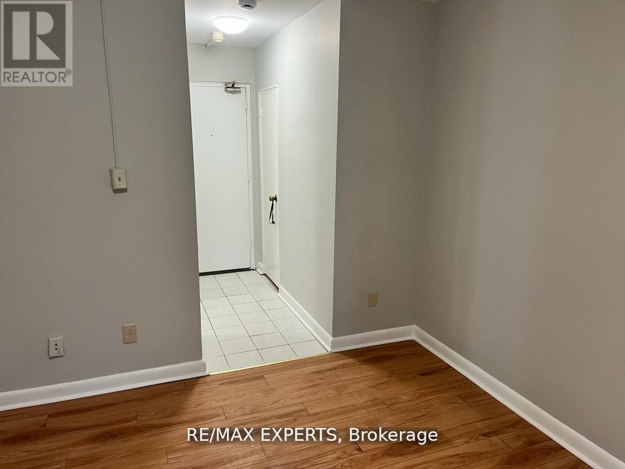 102 3261a Lake Shore Boulevard W, Toronto, ON, M8V 1M2 - 5