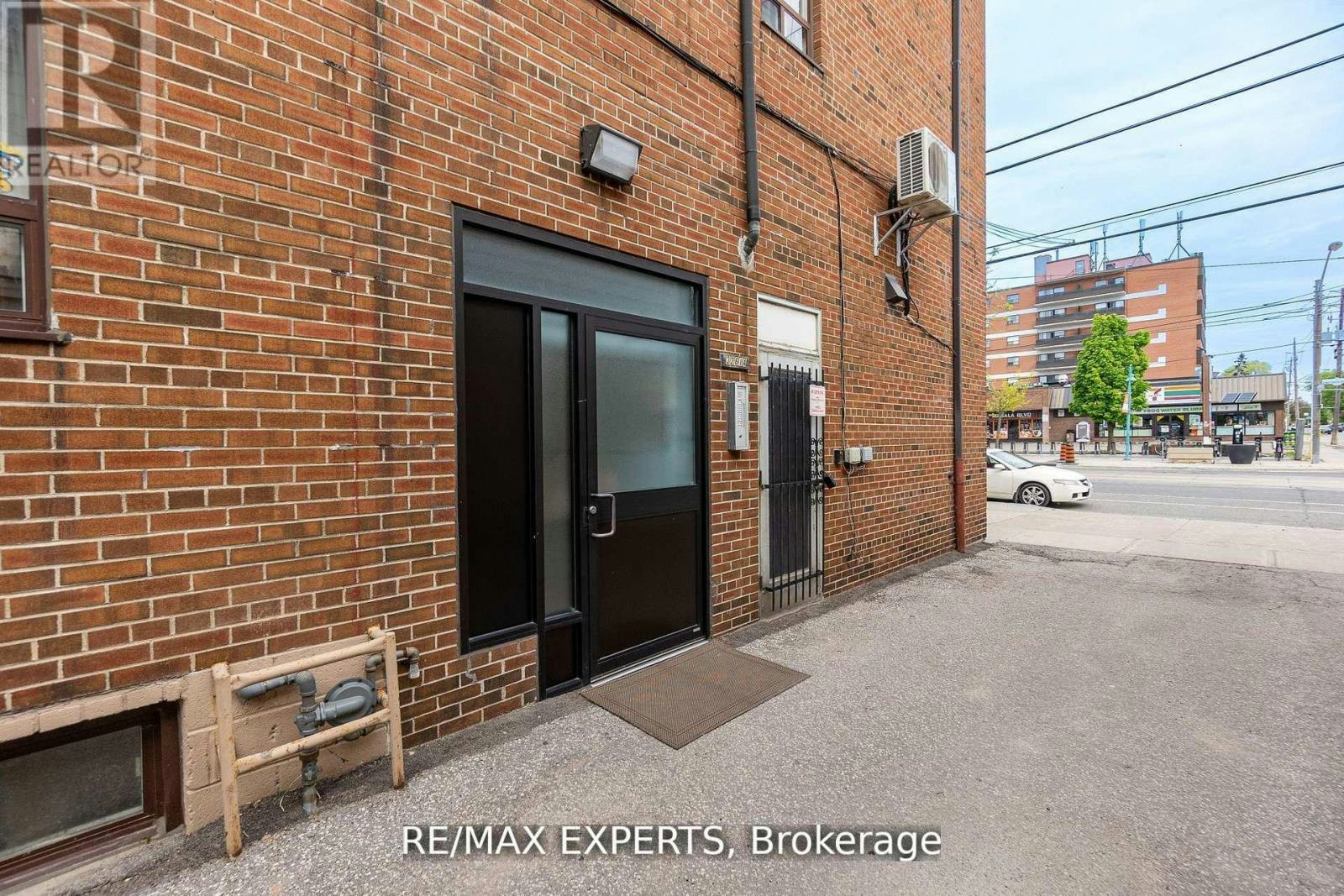 102 3261a Lake Shore Boulevard W, Toronto, ON, M8V 1M2 - 4