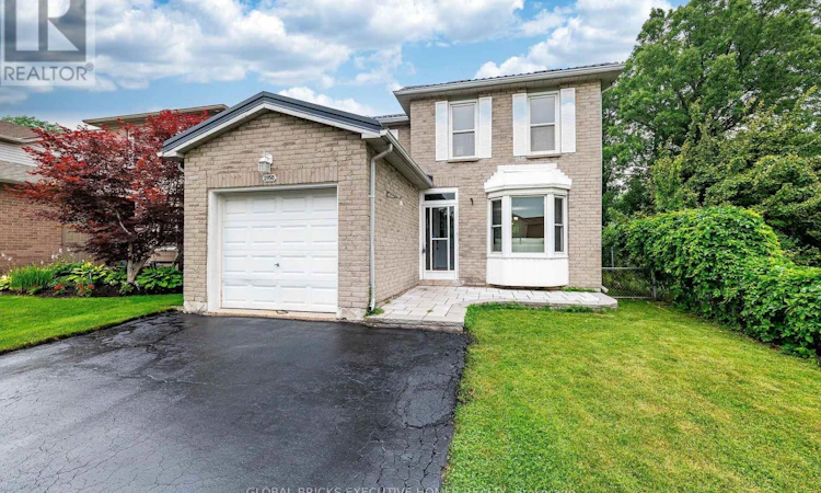 2150 Hunt Crescent