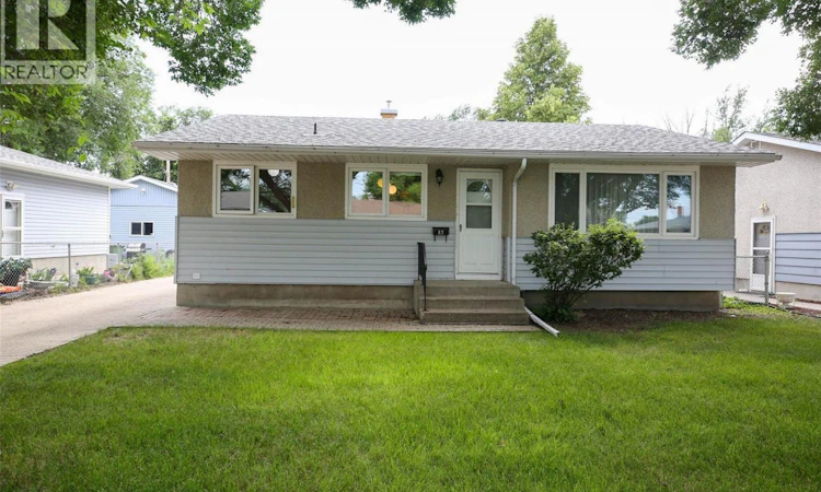 83 Woodward Avenue