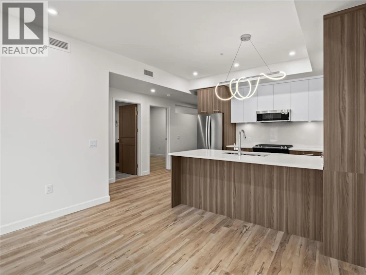 305-630 Boynton Place, Kelowna, BC, V1V 3B8 - 4