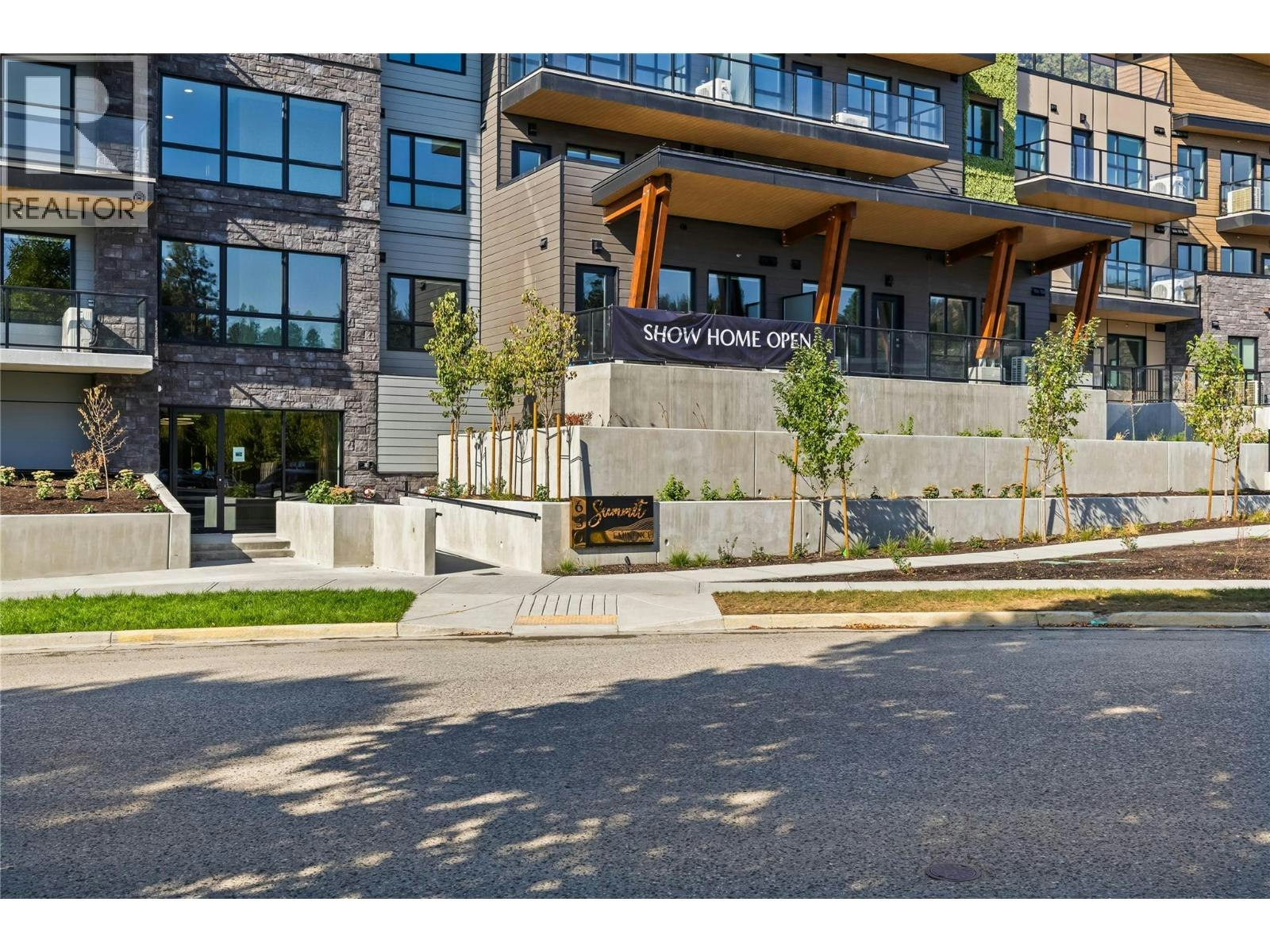305-630 Boynton Place, Kelowna, BC, V1V 3B8 - 43