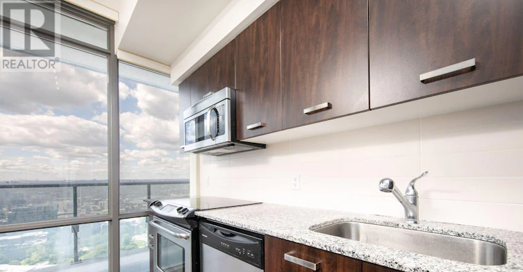 3510-832 Bay Street, Toronto, ON, M5S 1Z6 - 7